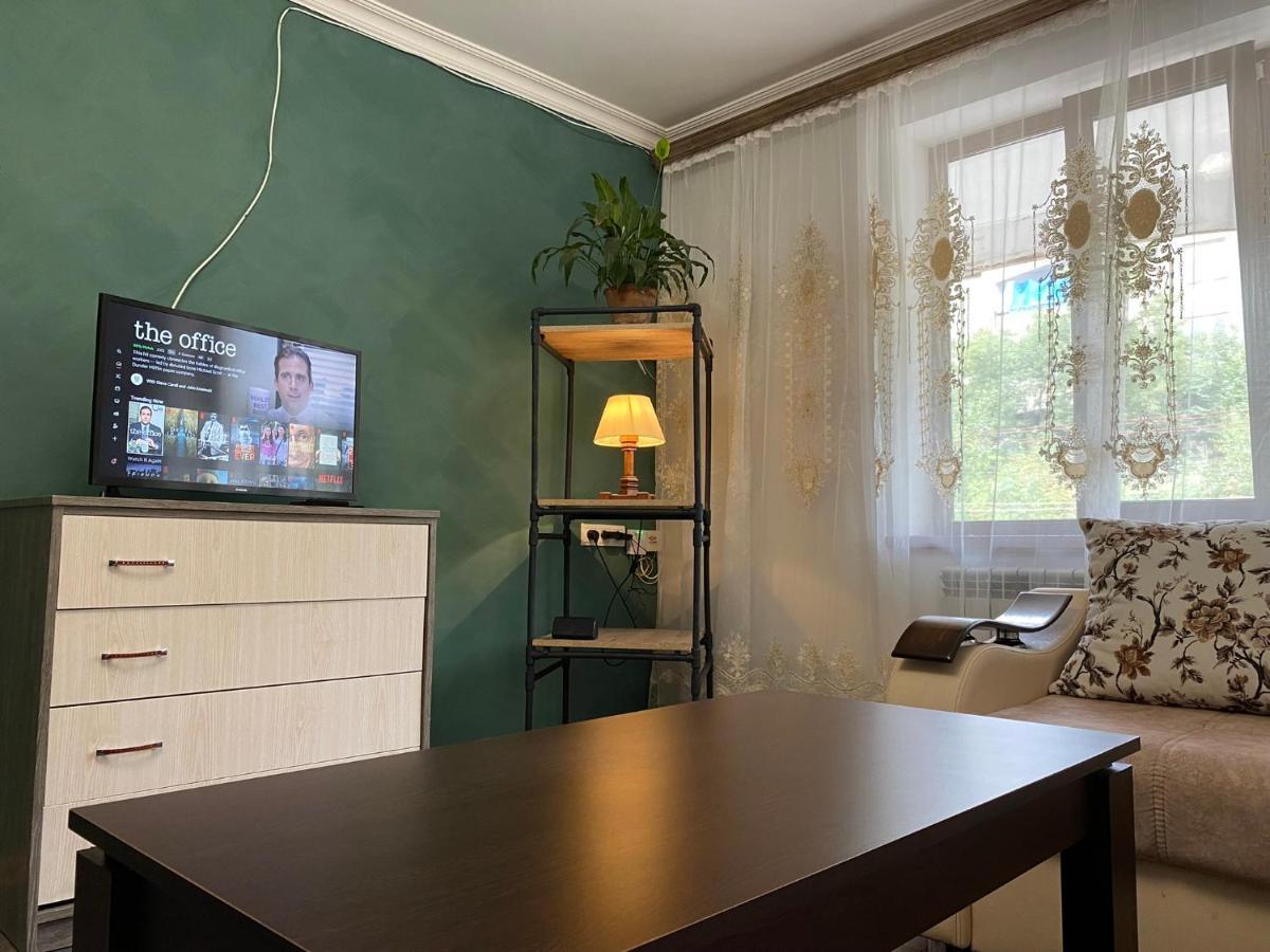 Lovely 2-Bedroom Apartment Near Ayb School Dilijan Ngoại thất bức ảnh